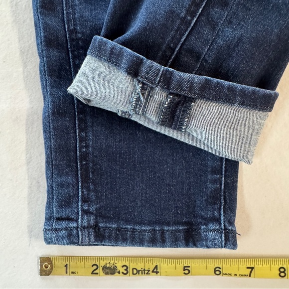 Judy Blue High Rise Boyfriend Fit Jeans JB82646DK (7/28) - Picture 11 of 15